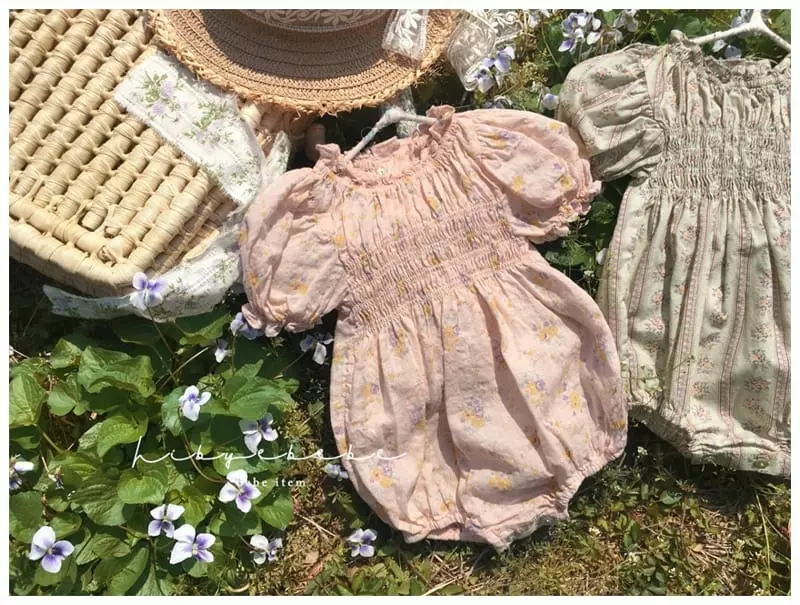 Hi Byebebe - Korean Baby Fashion - #onlinebabyboutique - Elroy Smocking Bodysuit - 2