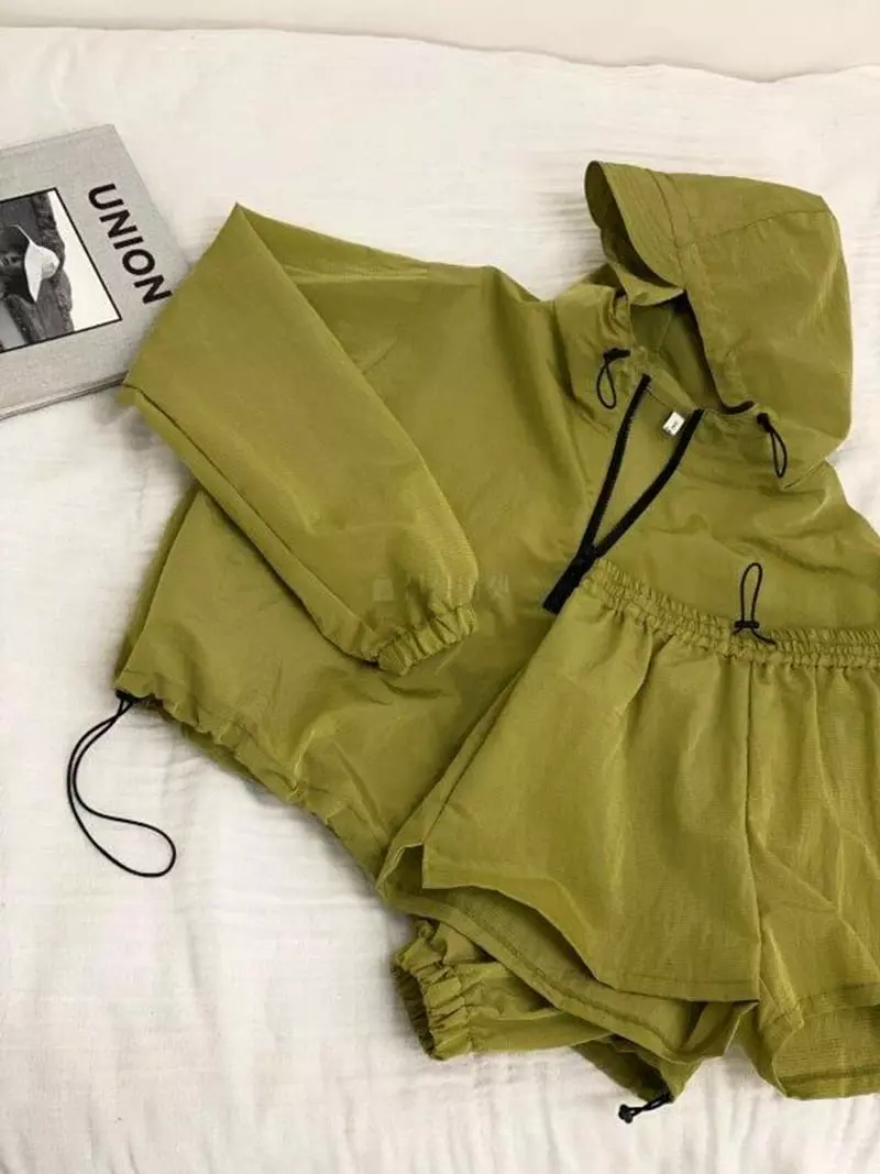 Howl - Korean Women Fashion - #momslook - Metal Shorts - 3