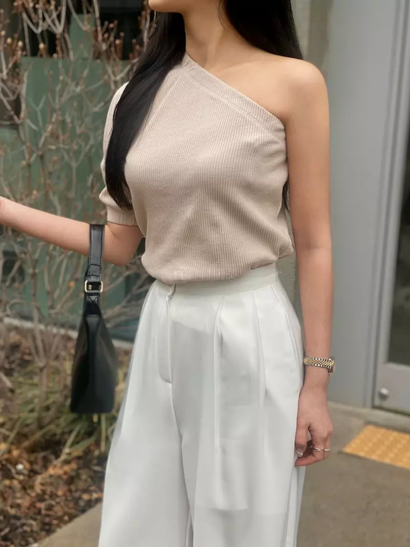 Howl - Korean Women Fashion - #shopsmall - One Shoulder Short Sleeves Tee