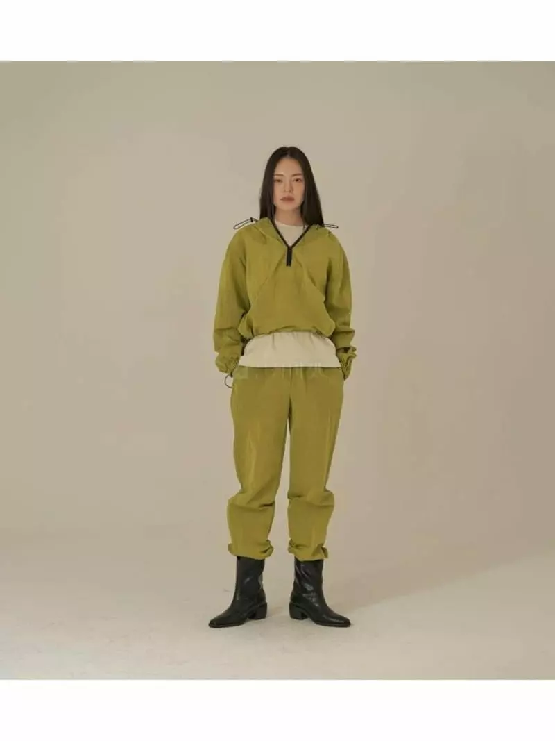 Howl - Korean Women Fashion - #womensfashion - Metal Rip Jogger Pants