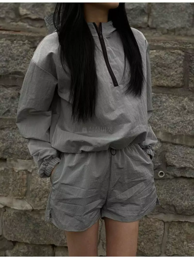 Howl - Korean Women Fashion - #womensfashion - Metal Half Zip-up Hoody - 3