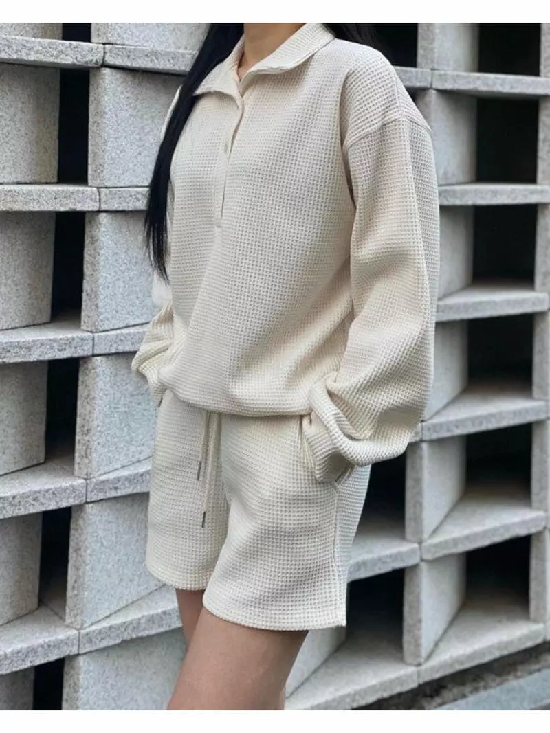 Howl - Korean Women Fashion - #womensfashion - Croiffle Danjjak Tee - 2