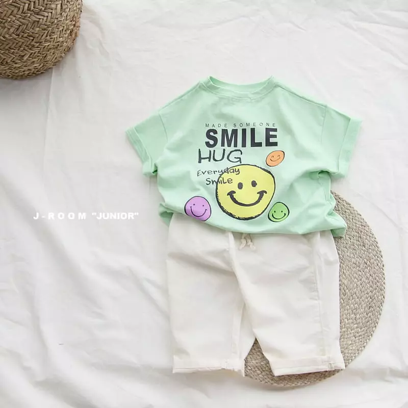 J-Room - Korean Children Fashion - #prettylittlegirls - Hug Smile Tee - 8