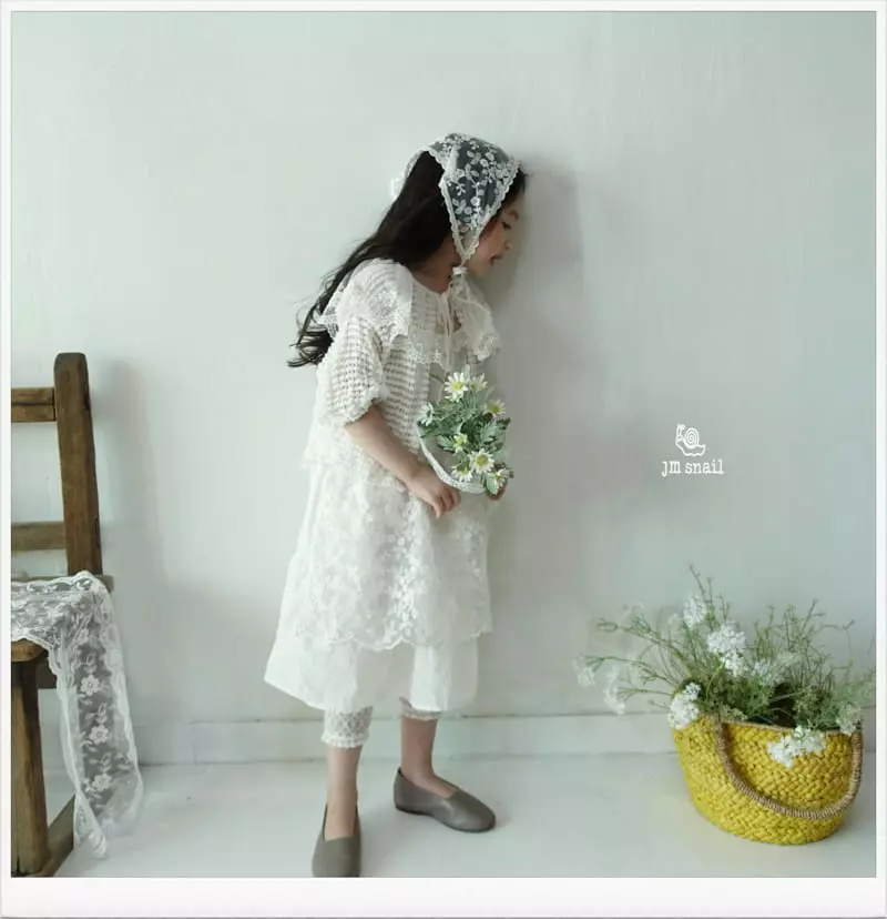 JM Snail - Korean Children Fashion - #childofig - Lace Punching Scarf - 5