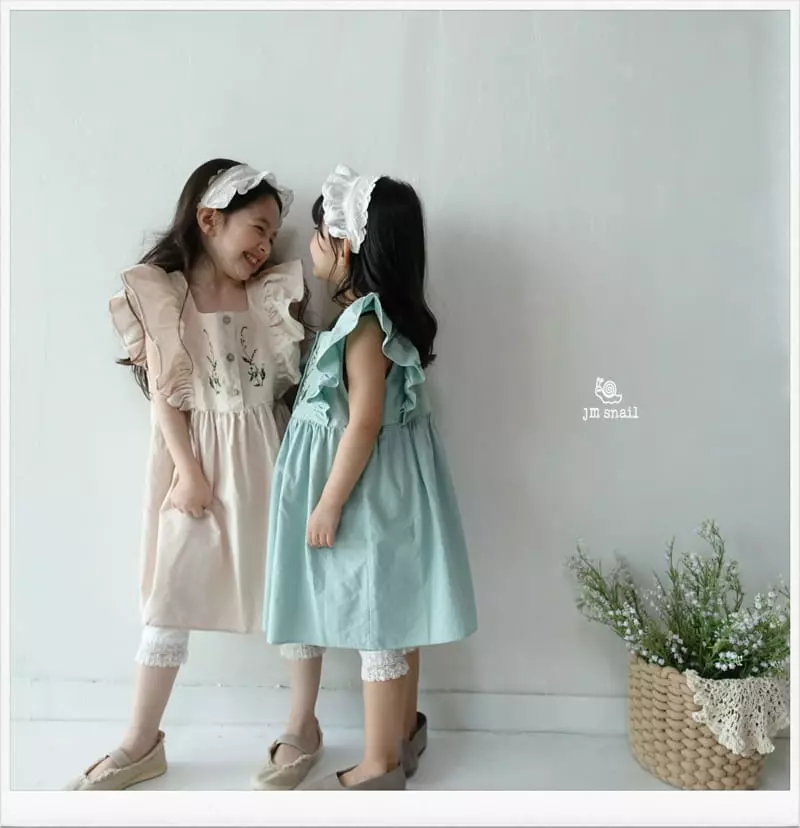JM Snail - Korean Children Fashion - #discoveringself - Flower Embrodiery Sleeveless One-piece - 11