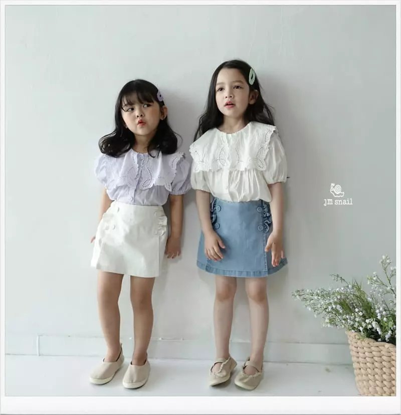JM Snail - Korean Children Fashion - #kidsshorts - Embroidery Short Sleeves Blouse - 8
