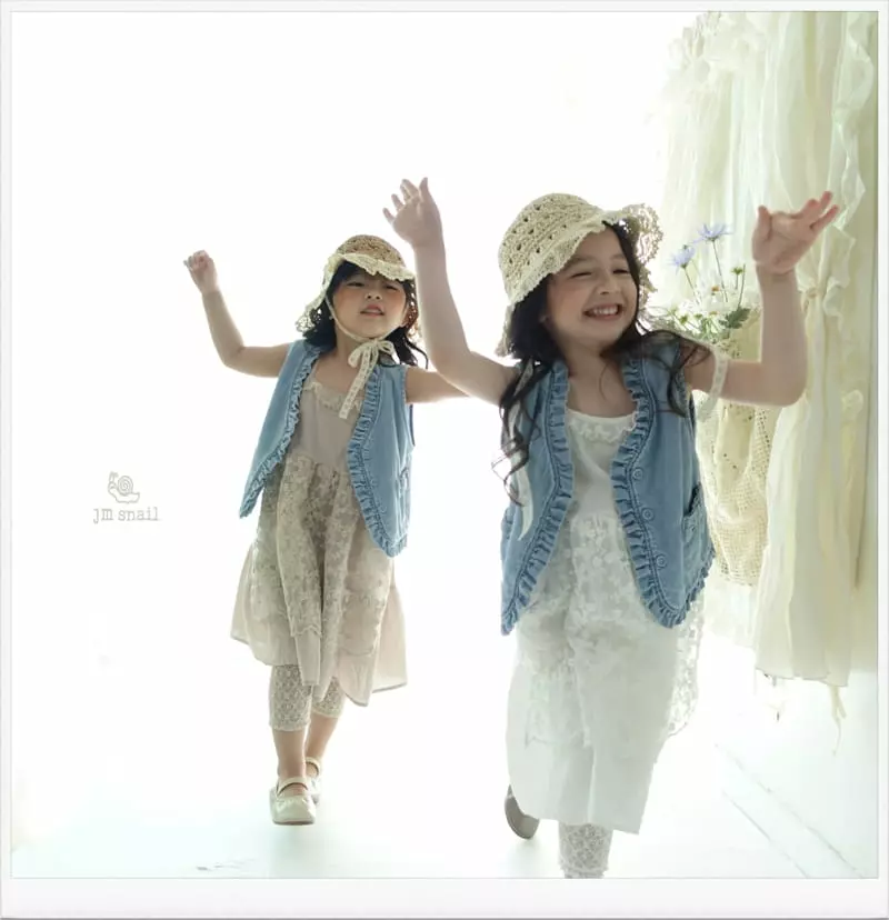 JM Snail - Korean Children Fashion - #kidsstore - Denim Frill Vest - 4