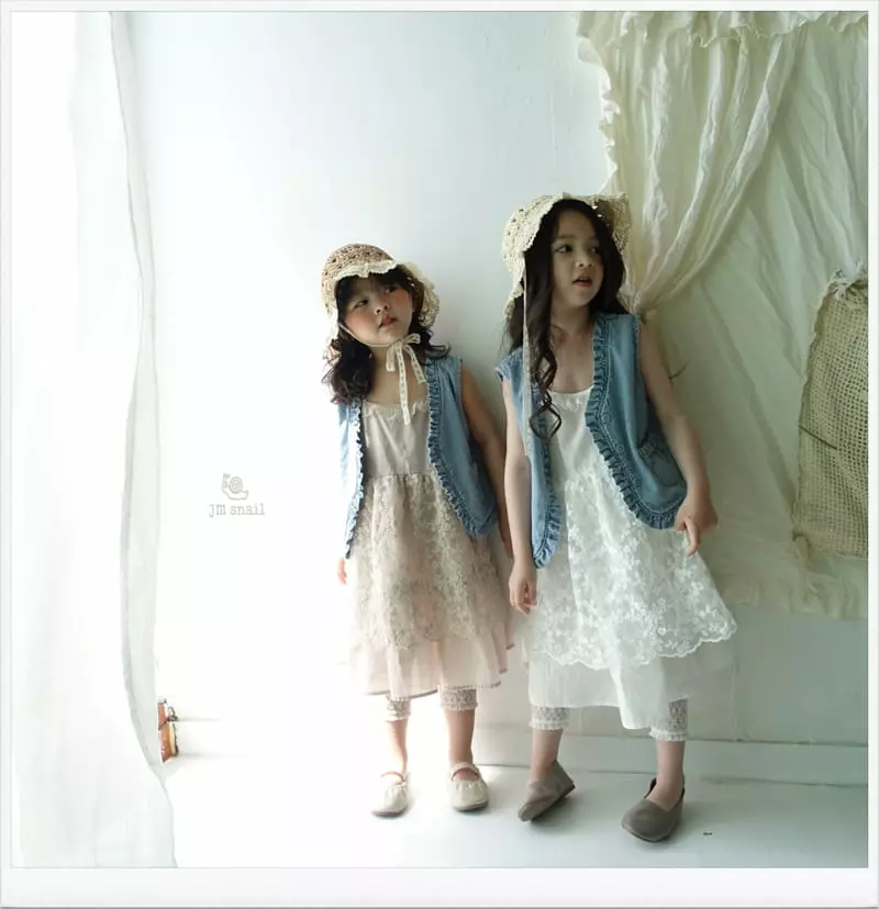 JM Snail - Korean Children Fashion - #littlefashionista - Denim Frill Vest - 6
