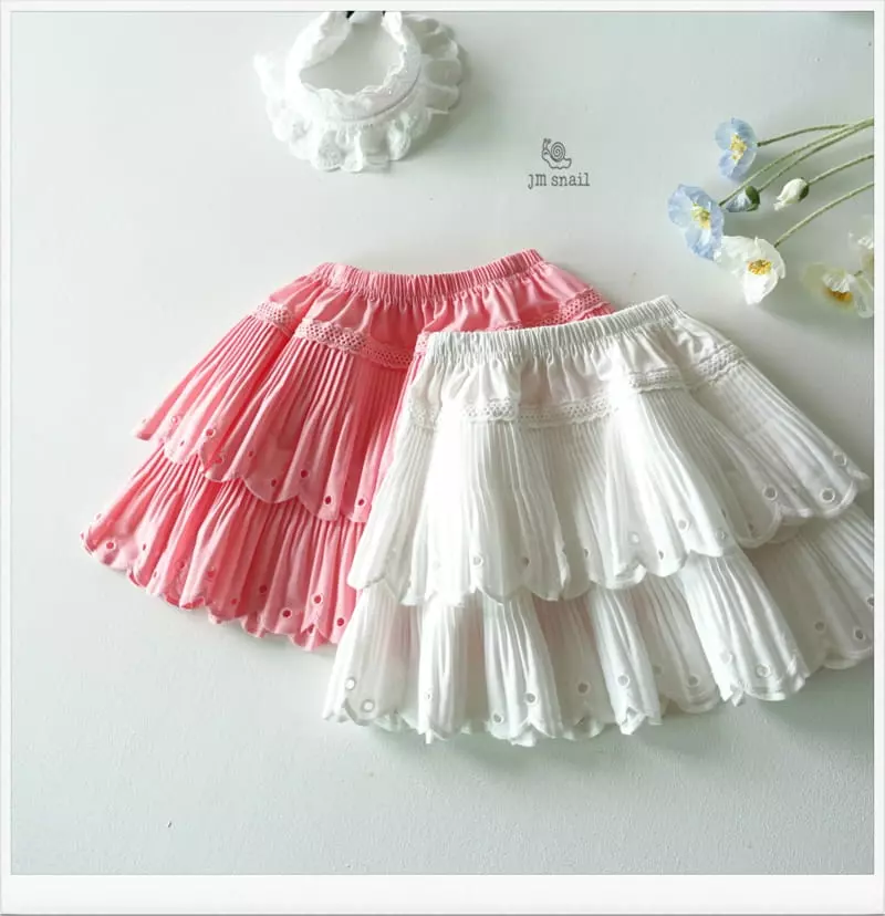 JM Snail - Korean Children Fashion - #stylishchildhood - Scalap Embroidery Wrinkle Skirt