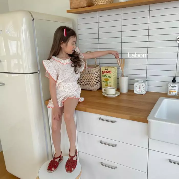 Labom - Korean Children Fashion - #designkidswear - Mini Dot Frill Top Bottom Set - 8