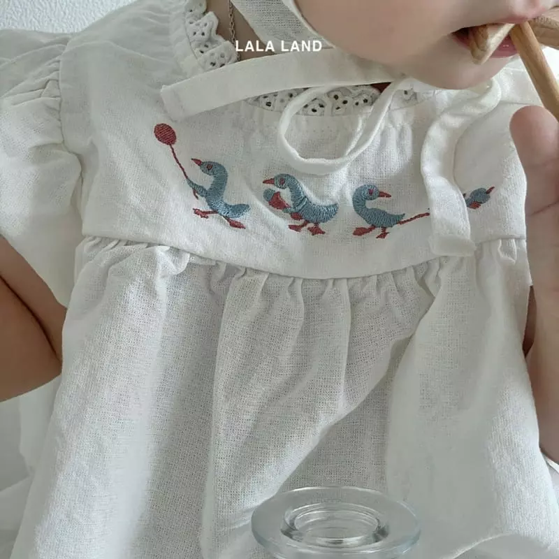 Lalaland - Korean Baby Fashion - #babylifestyle - Bebe Puff Bodysuit with Bonnet - 2