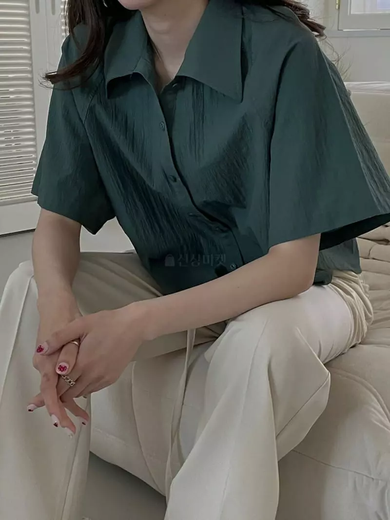 Lefav - Korean Women Fashion - #momslook - Raglan Short Shirt - 2