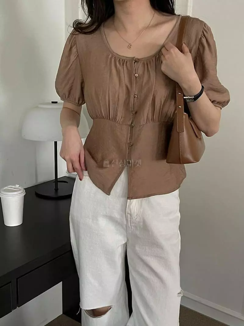 Lefav - Korean Women Fashion - #thelittlethings - Shrring Short Sleeves Blouse - 4
