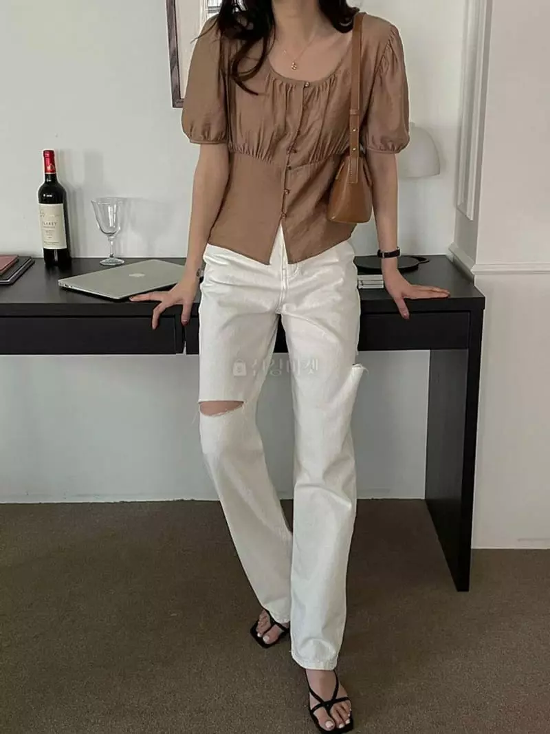 Lefav - Korean Women Fashion - #thelittlethings - Shrring Short Sleeves Blouse - 3