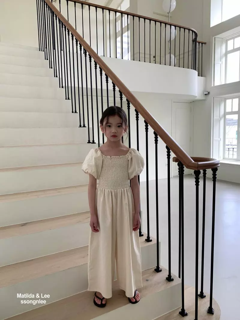 Matilda & Lee - Korean Children Fashion - #prettylittlegirls - Smocked Jumpsuit - 3