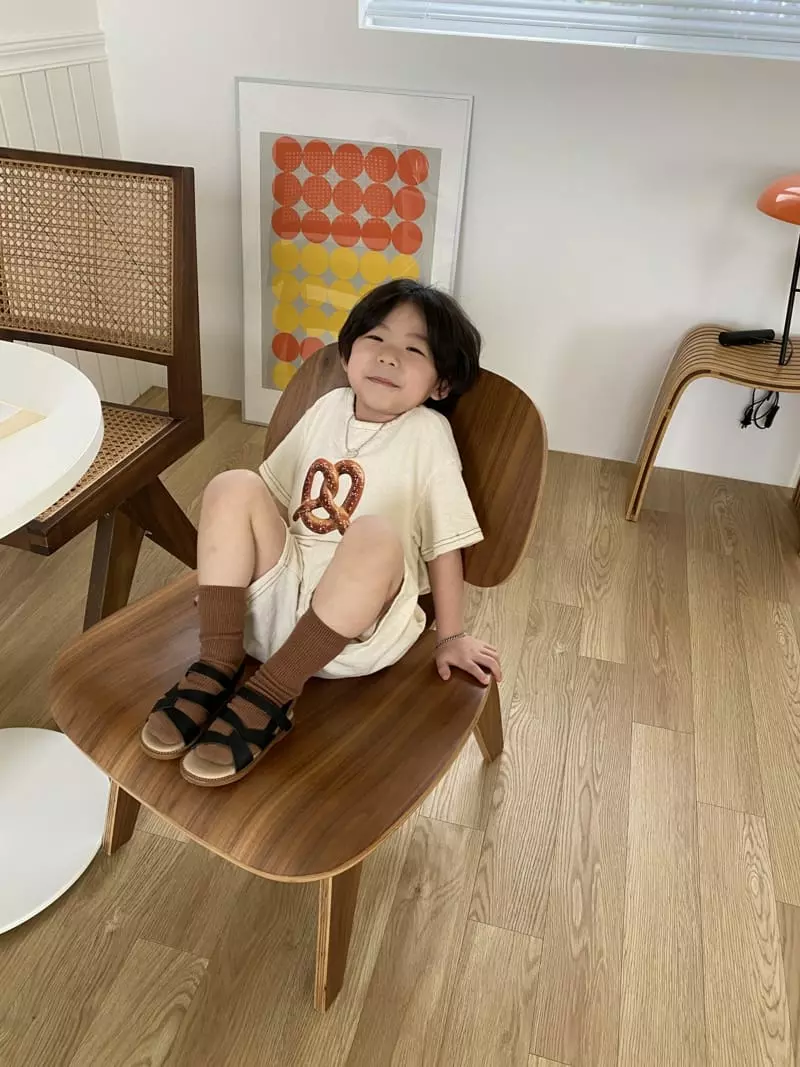Melon Switch - Korean Children Fashion - #childrensboutique - Brunch Top Bottom Set - 2
