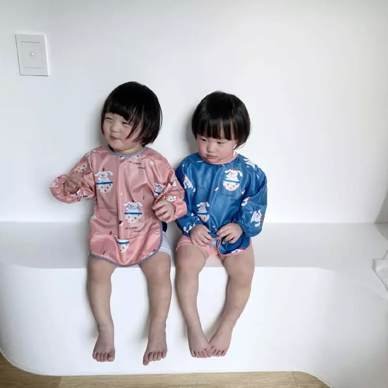 Melon Switch - Korean Children Fashion - #kidzfashiontrend - Nyam Nyam Long Sleeves Waterproof Bib - 3