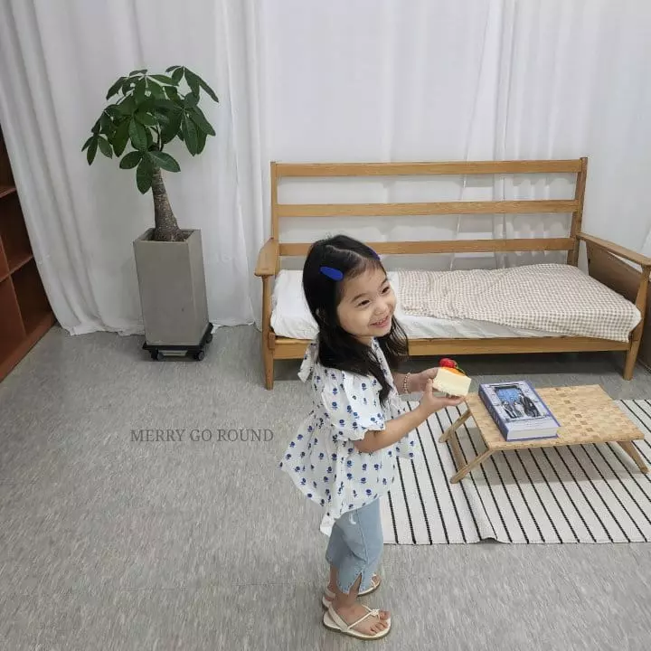 Merry Go Round - Korean Children Fashion - #prettylittlegirls - Puff Ribbon Blouse - 4