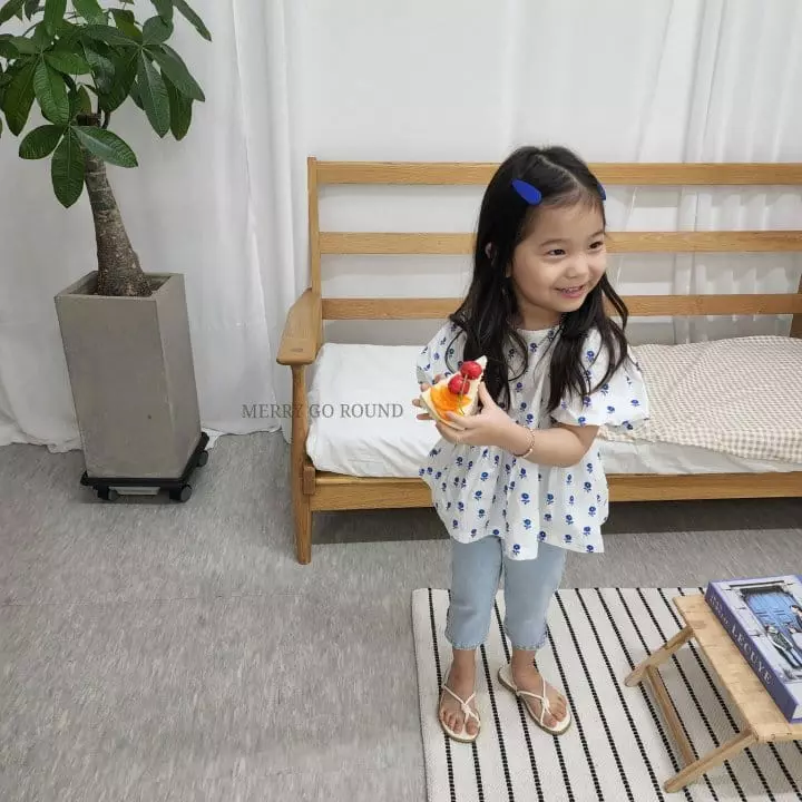 Merry Go Round - Korean Children Fashion - #minifashionista - Puff Ribbon Blouse - 2