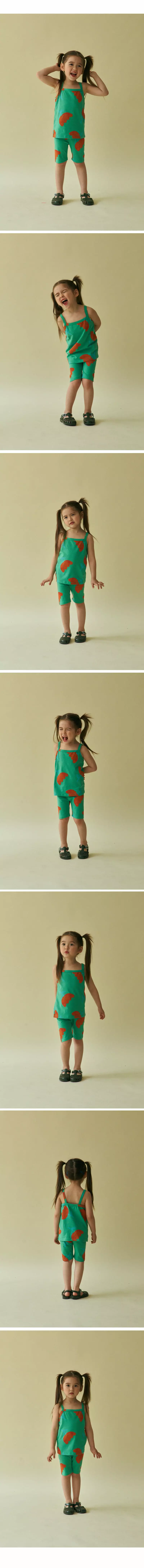 Mini Ps Market - Korean Children Fashion - #littlefashionista - Pick Flower All Over Short Leggings - 2