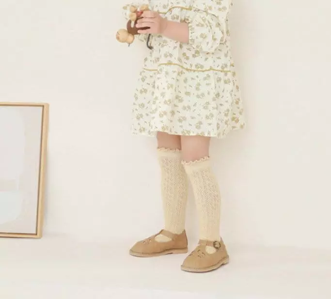 Miso - Korean Children Fashion - #childofig - Frill Knee Socks - 4