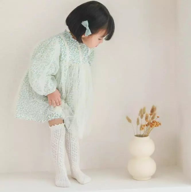 Miso - Korean Children Fashion - #prettylittlegirls - Frill Knee Socks