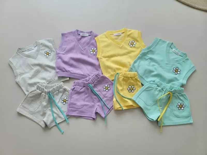 Moran - Korean Children Fashion - #childofig - Daisy Embroidery Top Bottom Set - 10