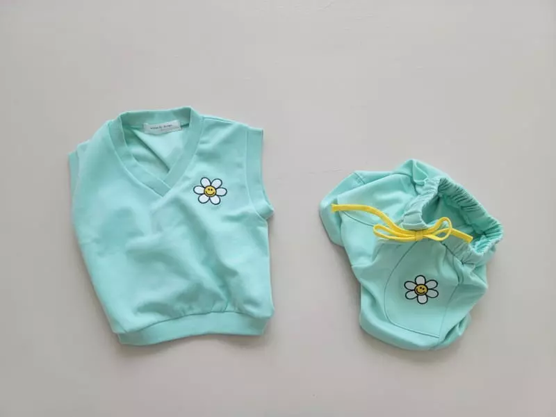 Moran - Korean Children Fashion - #kidsshorts - Daisy Embroidery Top Bottom Set - 2
