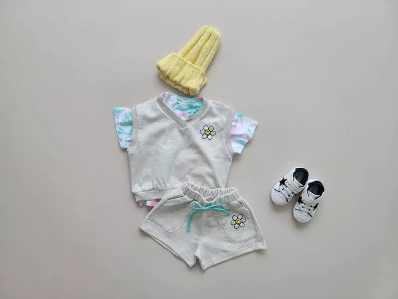 Moran - Korean Children Fashion - #prettylittlegirls - Daisy Embroidery Top Bottom Set - 9
