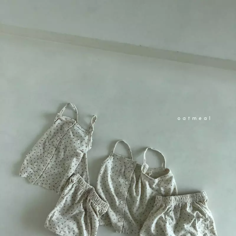 Oatmeal - Korean Children Fashion - #fashionkids - Moniel Top Bottom Set - 12