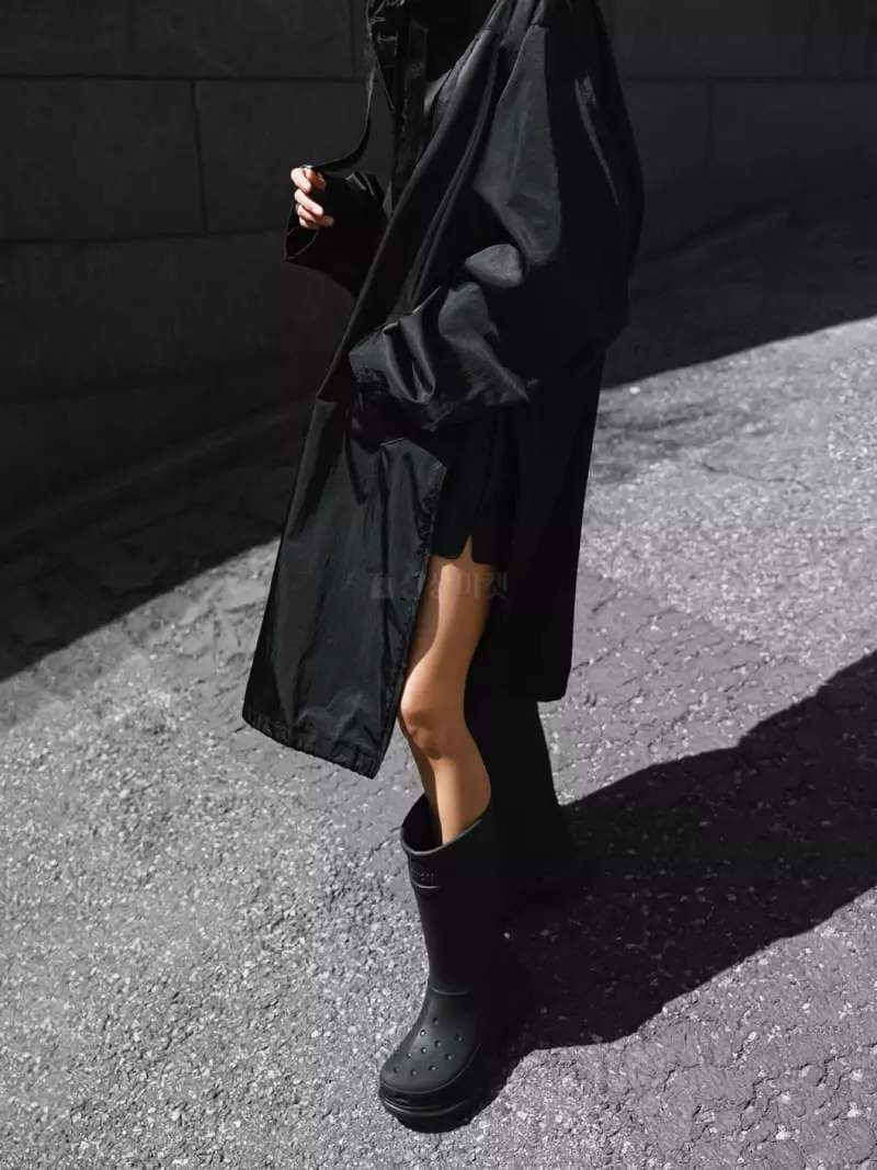 Paper Moon - Korean Women Fashion - #momslook - Leather Shorts - 2