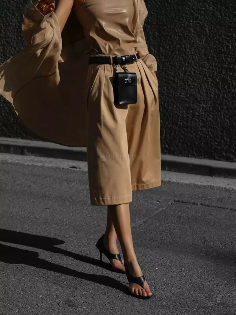 Paper Moon - Korean Women Fashion - #momslook - Twill Shorts - 2