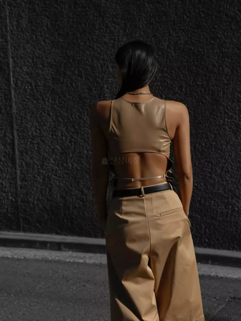 Paper Moon - Korean Women Fashion - #momslook - Leather Back Less Top