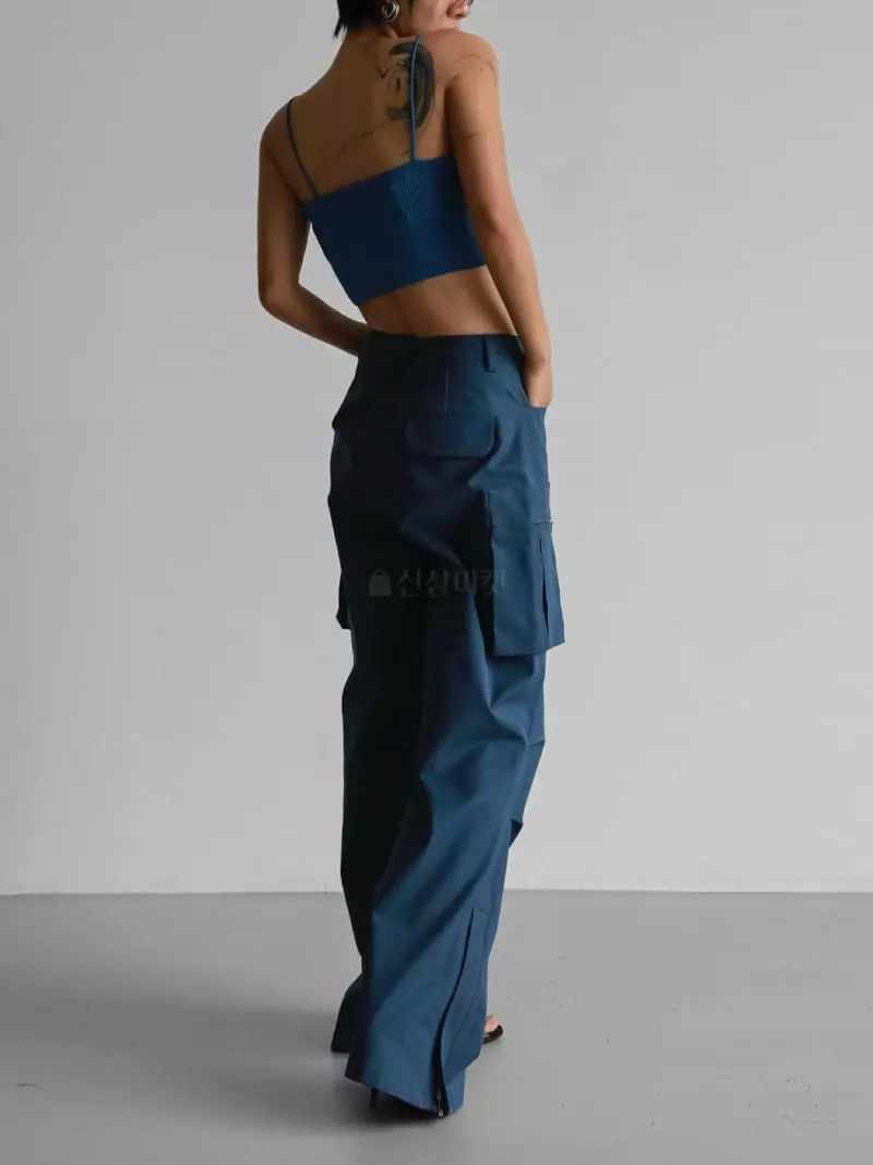 Paper Moon - Korean Women Fashion - #pursuepretty - Shoulder Strap Knit Crop Top - 3