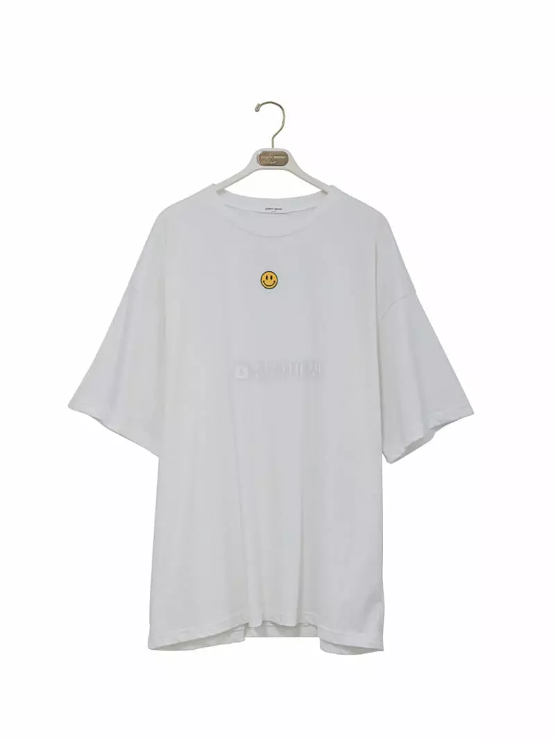 Paper Moon - Korean Women Fashion - #womensfashion - Smile Patch Over Size Tee