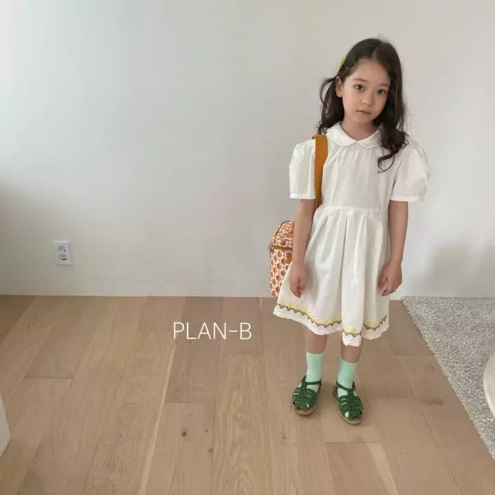 Plan B - Korean Children Fashion - #designkidswear - Smooth Flower Embroidery One-piece - 2