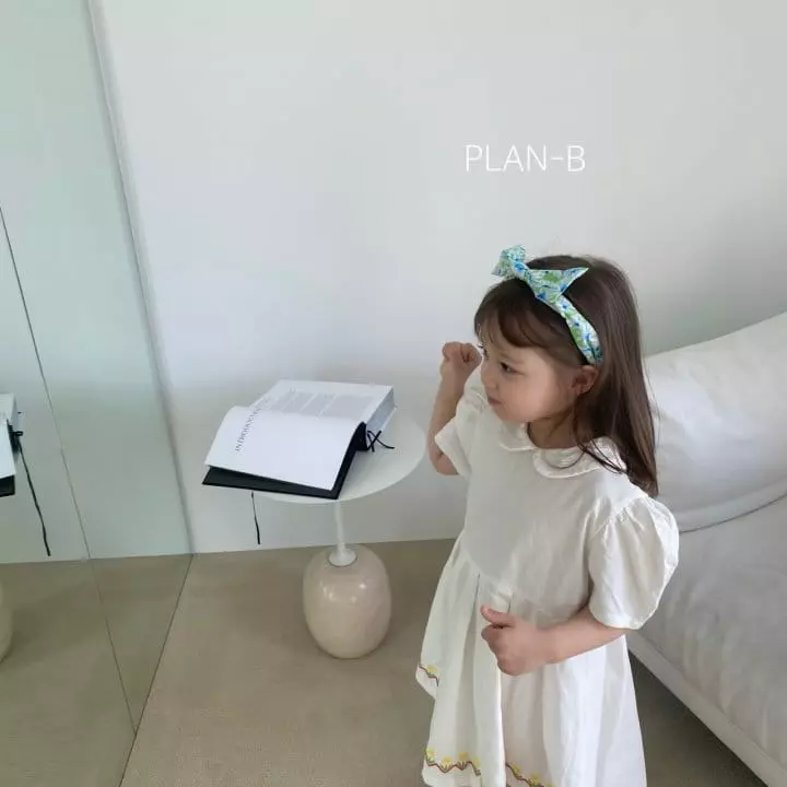 Plan B - Korean Children Fashion - #kidzfashiontrend - Smooth Flower Embroidery One-piece - 7