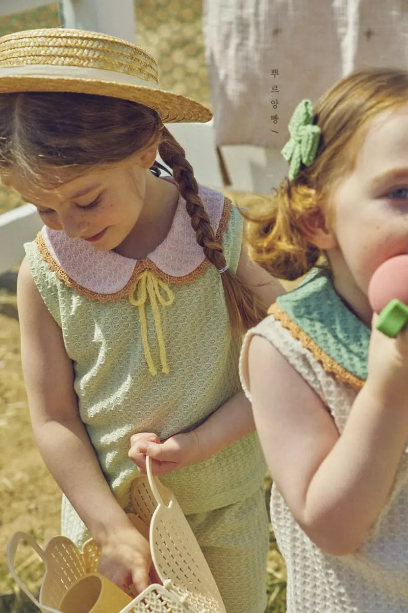 Pourenfant - Korean Children Fashion - #Kfashion4kids - Alin Knit Sleeveless Top Bottom Set - 9