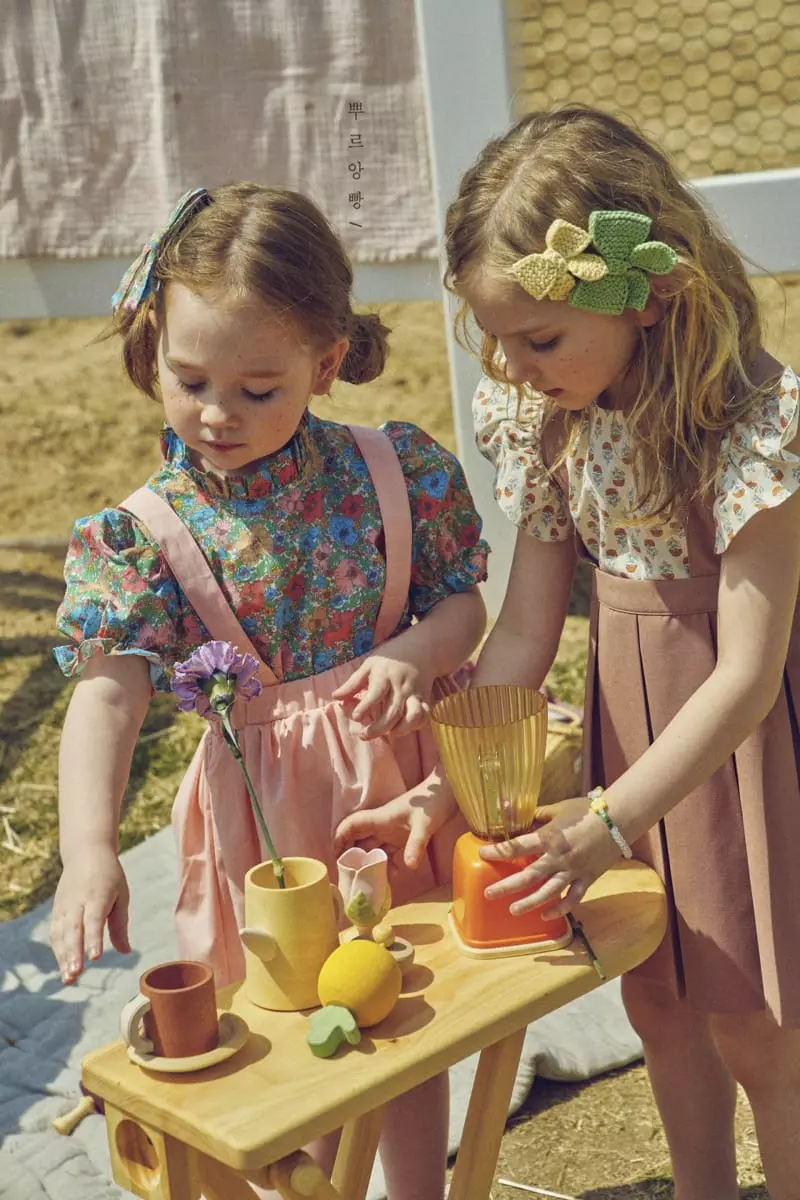 Pourenfant - Korean Children Fashion - #minifashionista - Lorelei Puff Blouse - 10