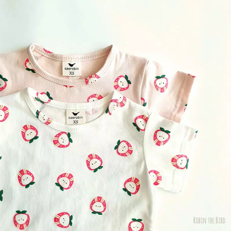 Saerobin - Korean Children Fashion - #stylishchildhood - Strawberry Short Sleeves Easywear - 3