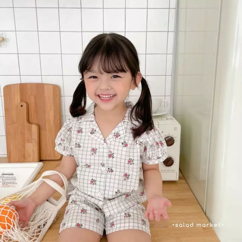 Salad Market - Korean Children Fashion - #prettylittlegirls - Raspberry Top Bottom Set