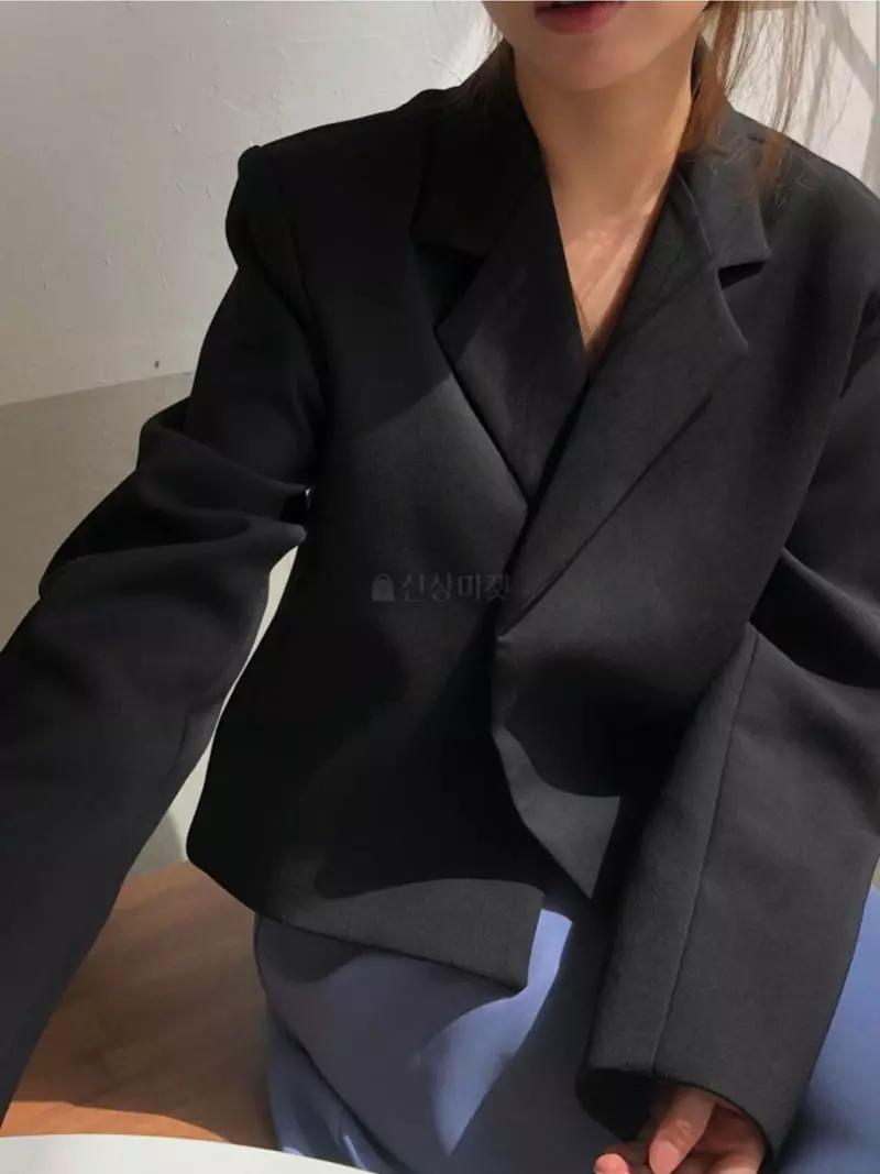 Sllow - Korean Women Fashion - #momslook - Hidden Double Crop Jacket - 5