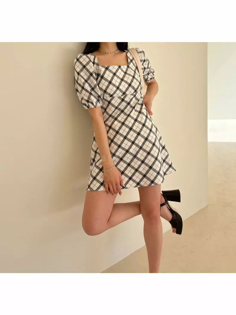 Sllow - Korean Women Fashion - #momslook - Puff Square Mini One-piece - 5