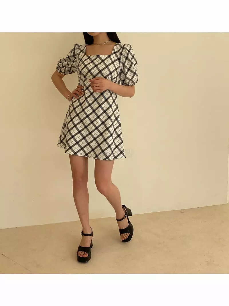 Sllow - Korean Women Fashion - #momslook - Puff Square Mini One-piece - 7