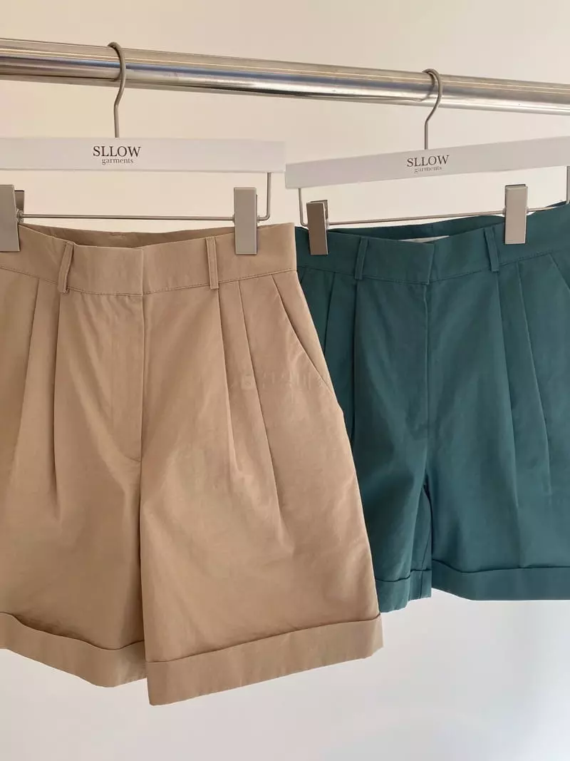 Sllow - Korean Women Fashion - #momslook - Roll-up Shorts - 3