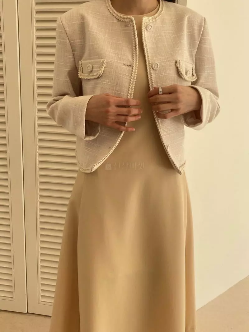 Sllow - Korean Women Fashion - #momslook - Light Me Twid Jacket - 2