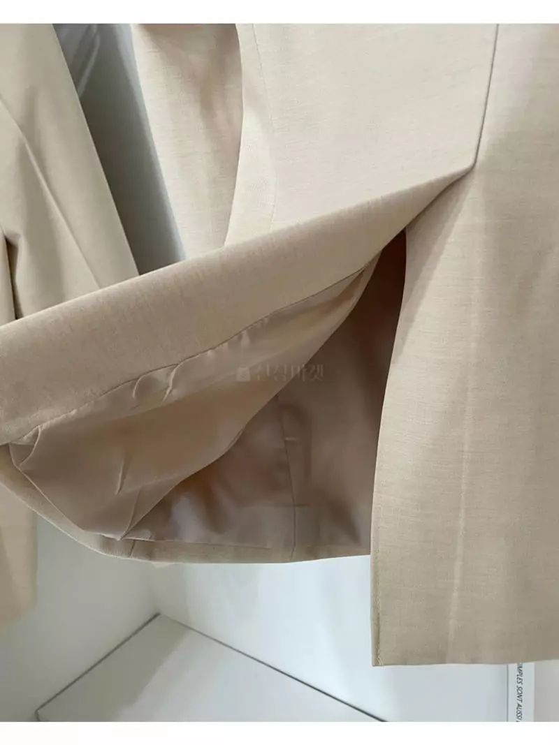 Sllow - Korean Women Fashion - #restrostyle - Brook Tailor Jacket - 3