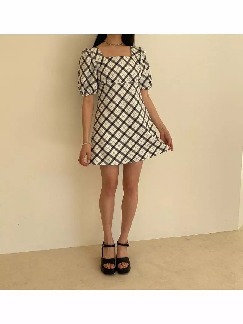 Sllow - Korean Women Fashion - #womensfashion - Puff Square Mini One-piece - 6