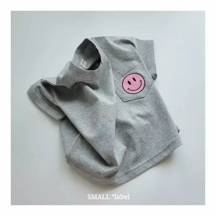 Small Label - Korean Children Fashion - #Kfashion4kids - Smile Pocket Tee