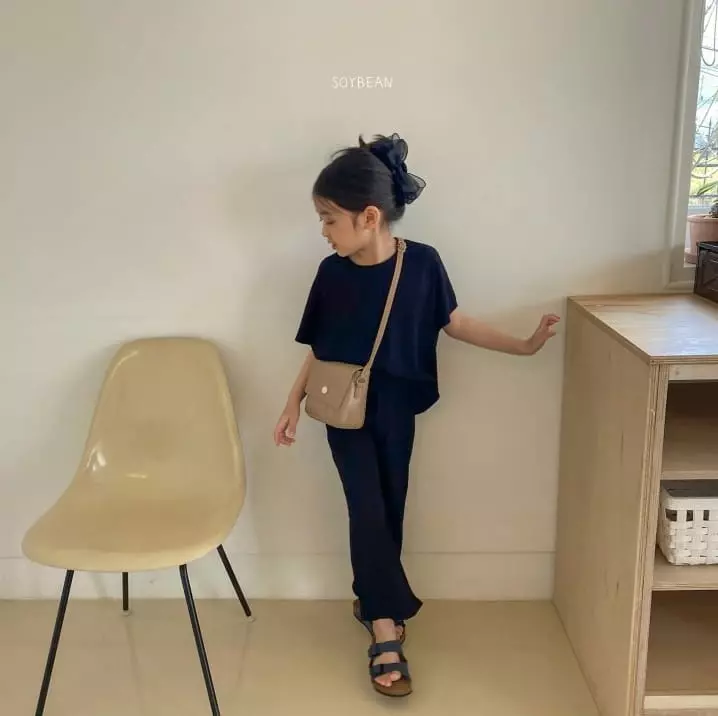 Soybean - Korean Children Fashion - #kidsstore - Wind Pleats Top Bottom Set - 11